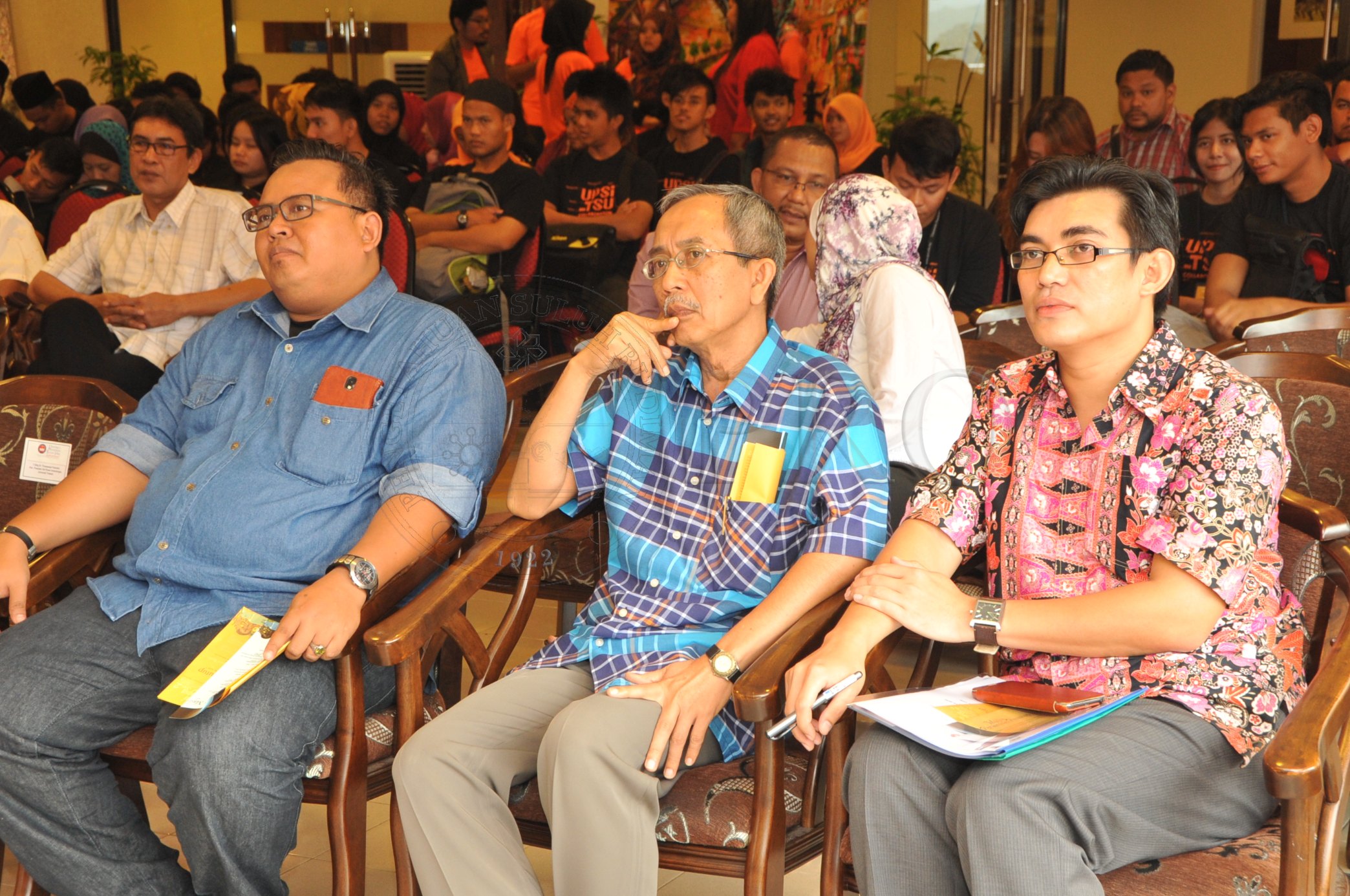 PRO 14 45 THAKSIN PRO 5716